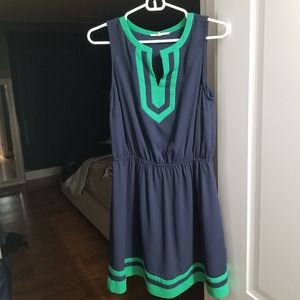 41 Hawthorn Navy dress w/green detail